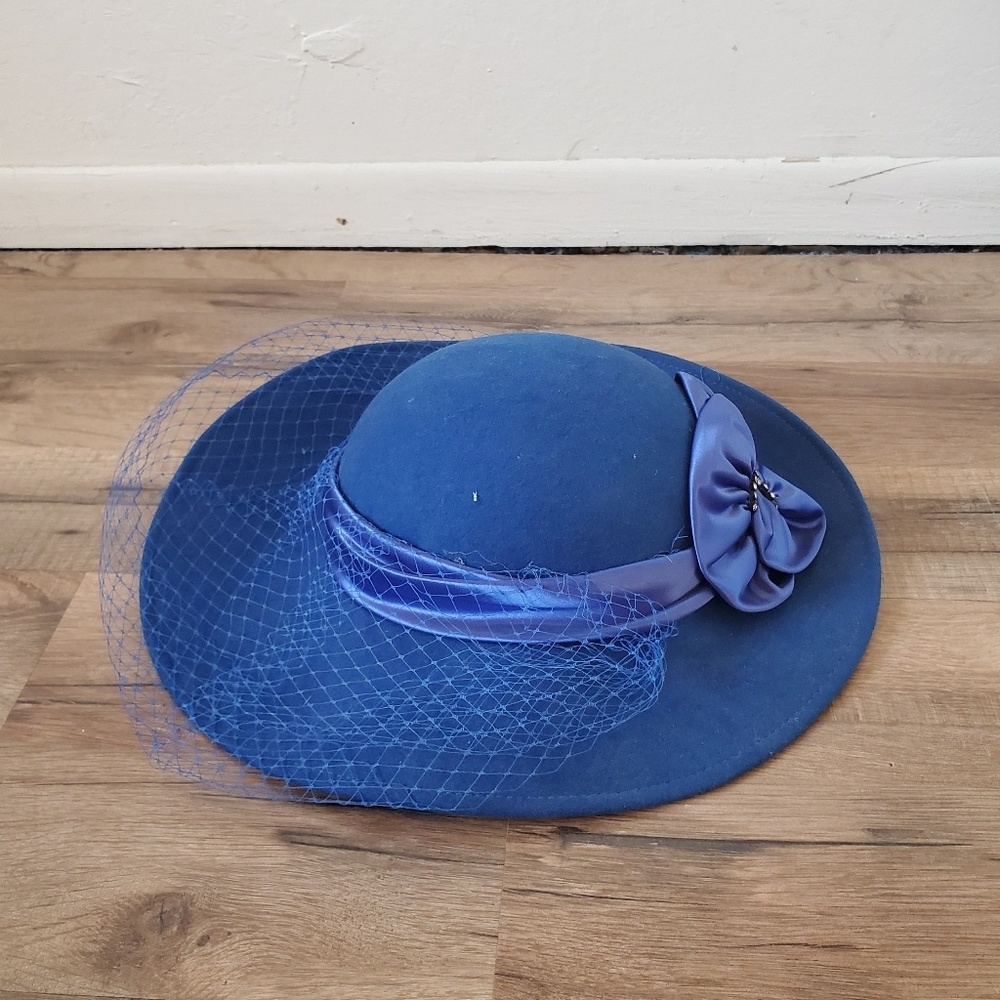 Vintage Blue Wool Hat With Veil